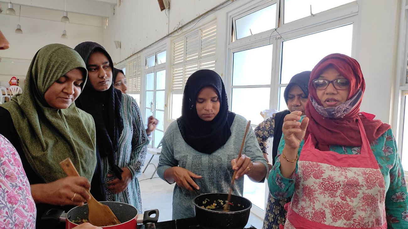 ޑިސްކްގައި ކައްކާ ކޯހެއް ކުރިއަށް ގެންދަނީ